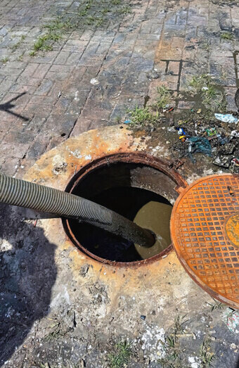 https://blockeddrainshamiltonhill.com.au/uploads/2025/07/blocked-drains-50219.jpg