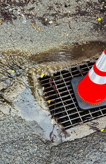 https://blockeddrainshamiltonhill.com.au/uploads/2025/07/stormwater-drains-60987.jpg
